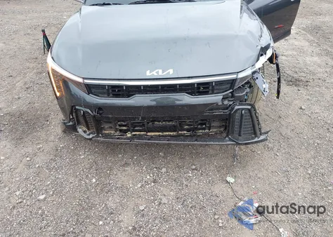 2025 Kia K4 Gt-Line Turbo z USA, uszkodzony, nr VIN 3KPFW4DC9SE084852